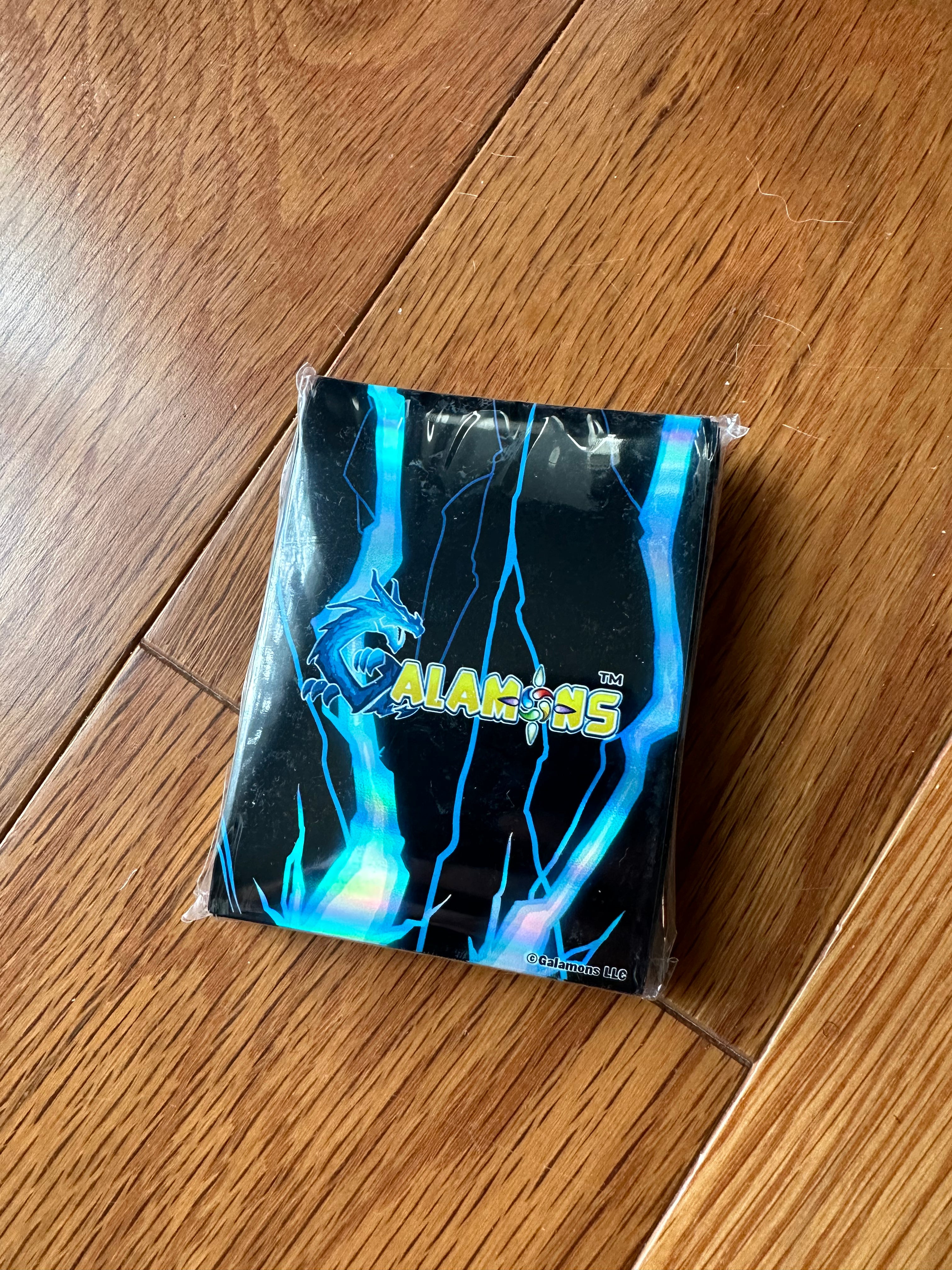 Galamons Holographic Sleeves (55pc)